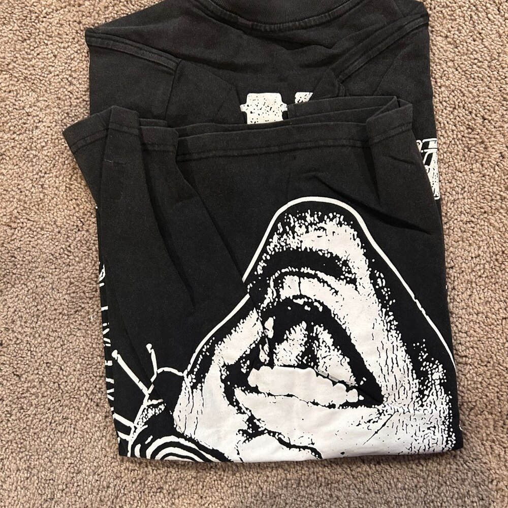 Hellstar “Burning Head” Tee Medium - image 3